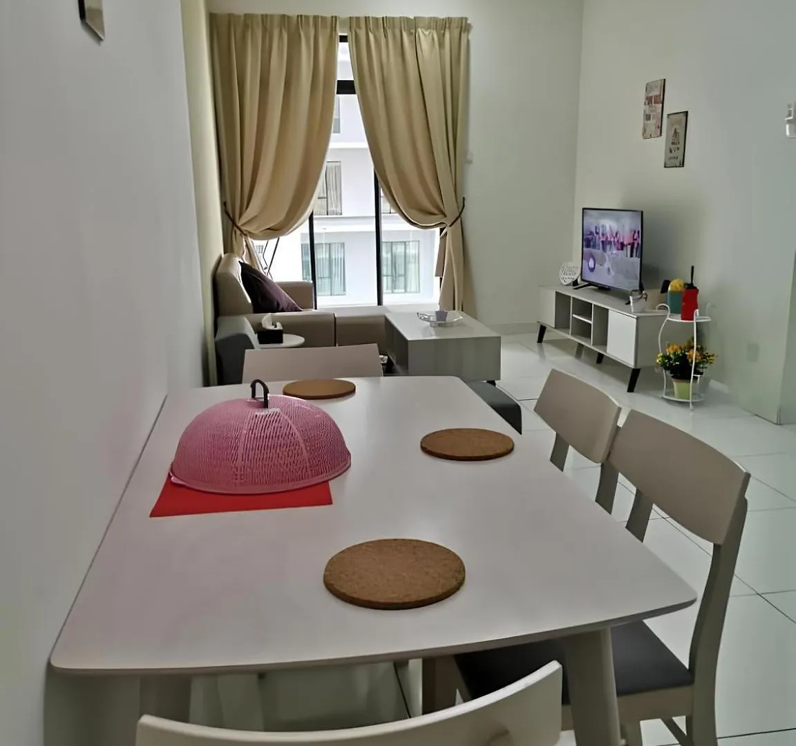 Paradigm Mall Platino Apartment 2Br 2Free By Natol Johor Bahru 0*,